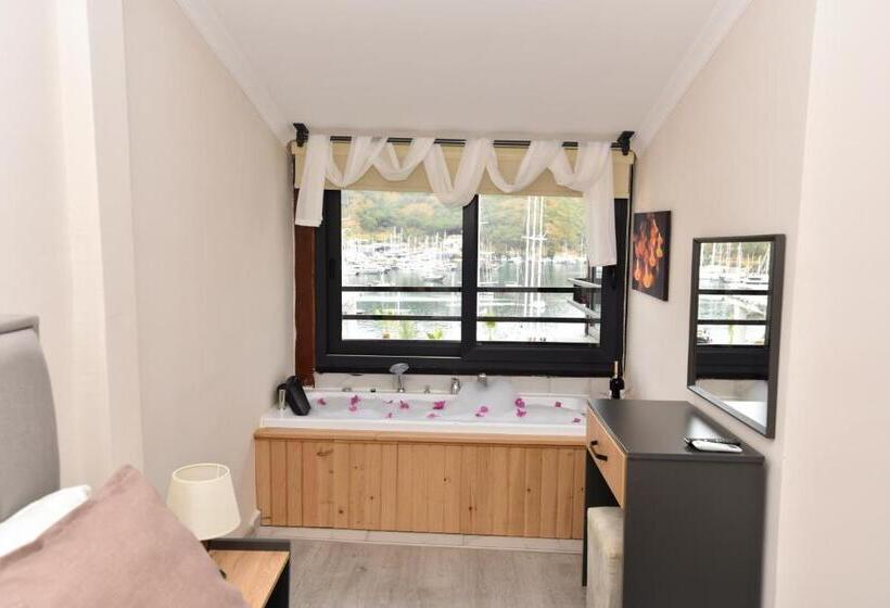 キングサイズベッドのスイートルーム, Mykonut Boutique Suites