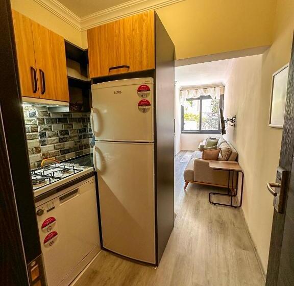 スタンダードトリプルルーム, Mykonut Boutique Suites