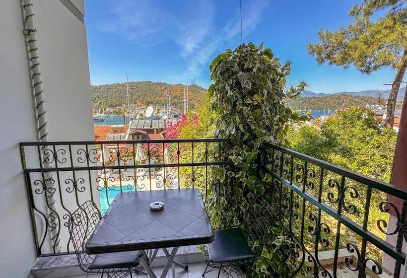 オーシャンビューデラックスルームバルコニー付き, Mykonut Boutique Suites