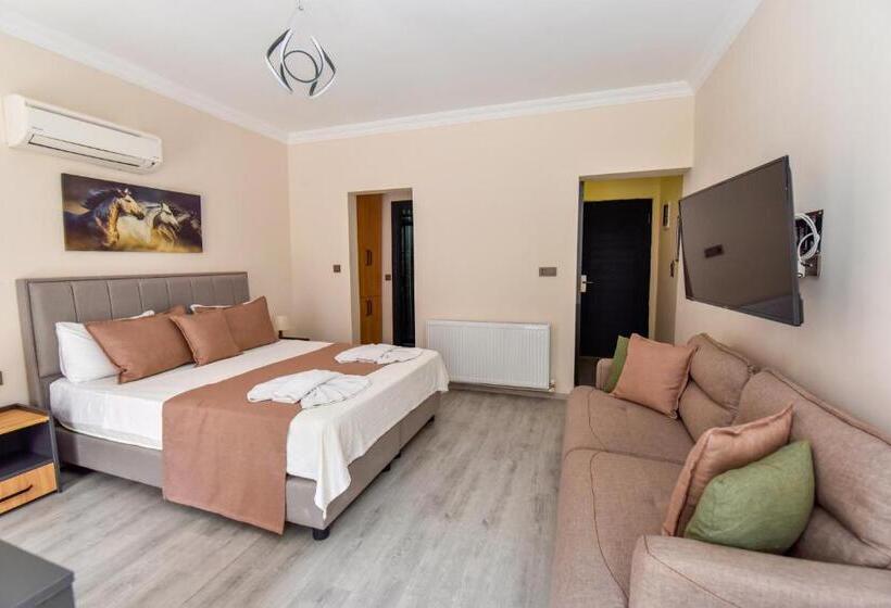 スタンダードトリプルルーム, Mykonut Boutique Suites