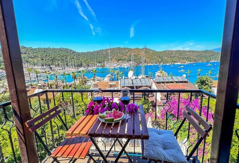 オーシャンビュースイート, Mykonut Boutique Suites