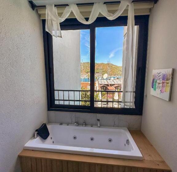 Люкс Вид на Море, Mykonut Boutique Suites