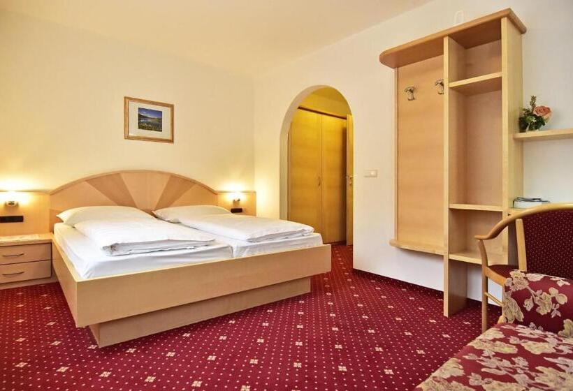 适合残疾人使用的标准间, Zimmervermietung Zum Weissen Rössl