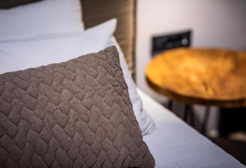 Family Room, San Giorgio