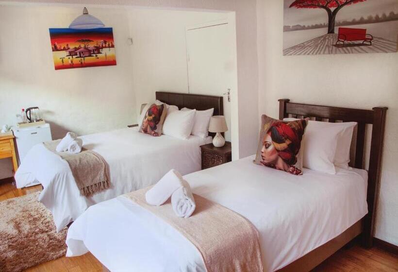 اتاق خانوادگی, Libra Lodge