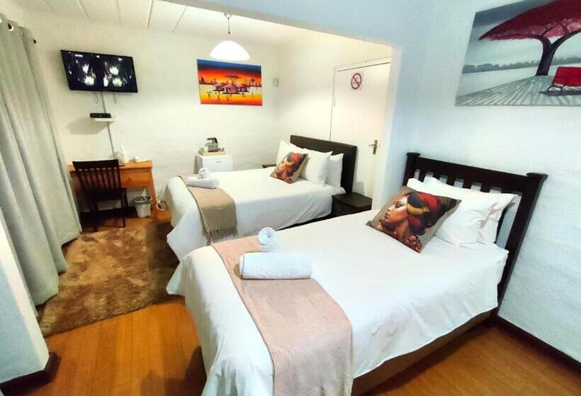 اتاق خانوادگی, Libra Lodge