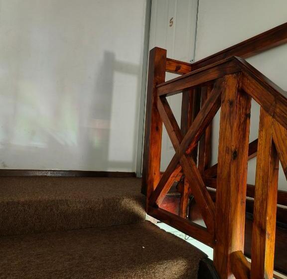 اتاق لوکس با بالکن, Libra Lodge