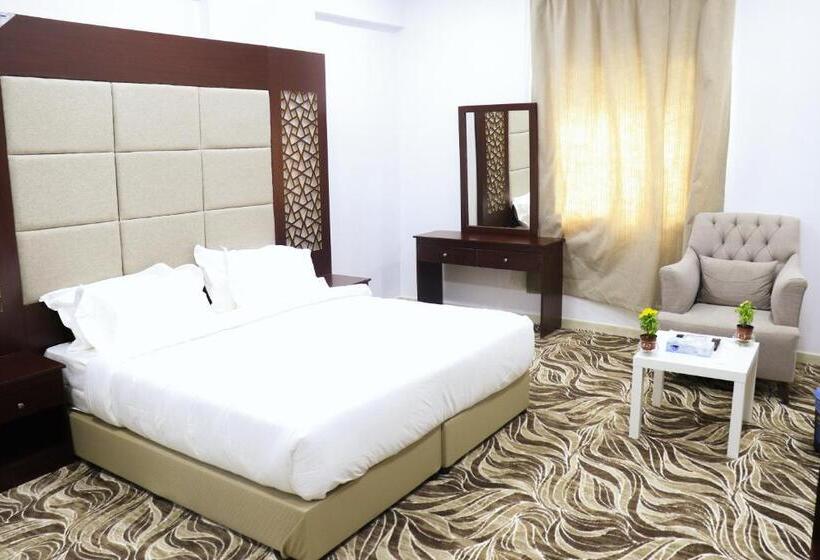 이코노미 룸, Al Farhan Dumah Al Jandal