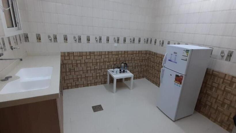 패밀리 스위트, Al Farhan Dumah Al Jandal