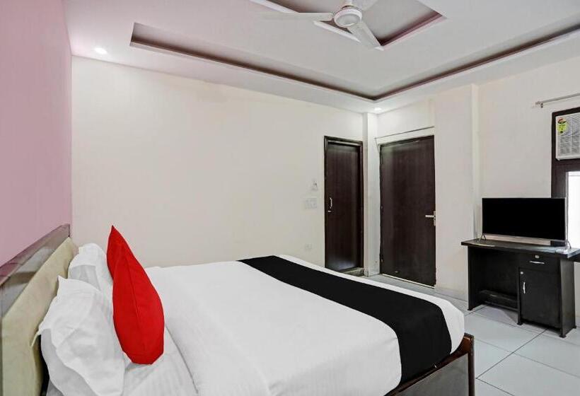 اتاق لوکس سه تخته, Capital O Friends Zone The Guest House