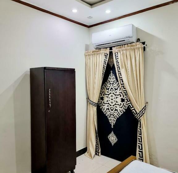 اتاق اکونومی, New Visit Inn