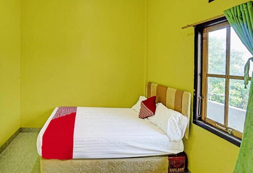 اتاق استاندارد یک نفره, Oyo 90508 Wisma Kenanga