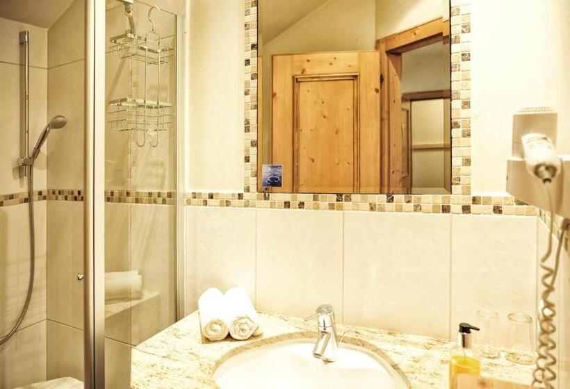 חדר סטנדרט עם מרפסת, Fischerwirt Am See