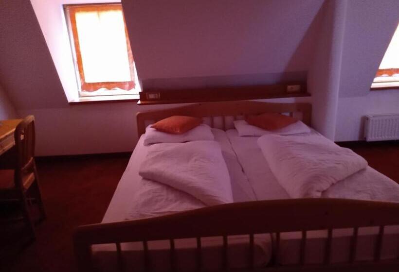 스탠다드 룸 킹사이즈 침대, Gasthof Weisskugel