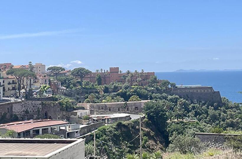 Трехместный Superior Вид на Море, Vittoria Luxury Suite