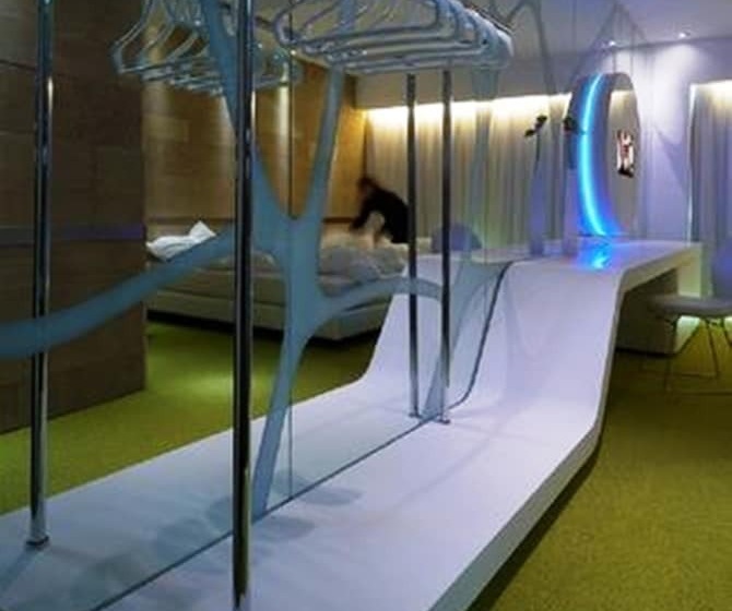 اتاق استاندارد سه نفره, A Point Arezzo Park