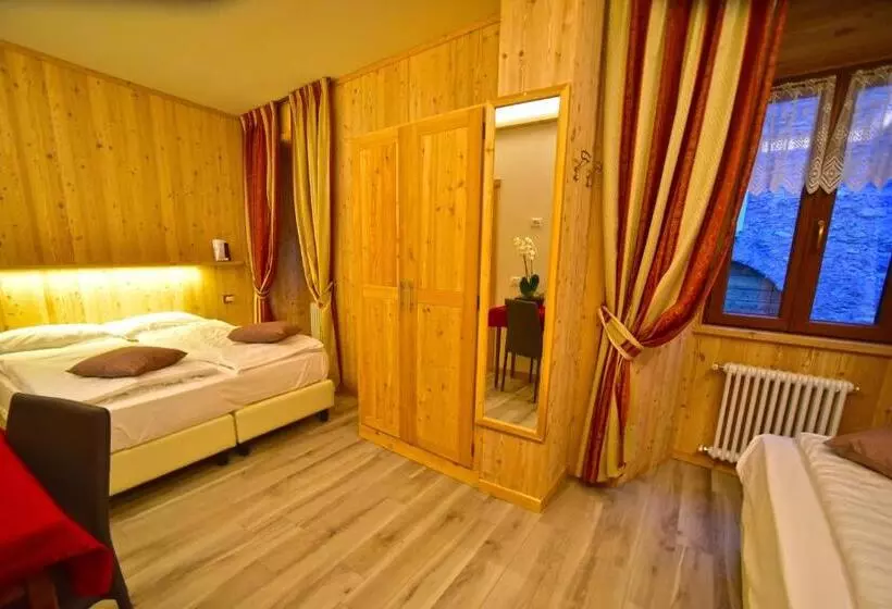 اتاق استاندارد سه نفره, Albergo Stelvio