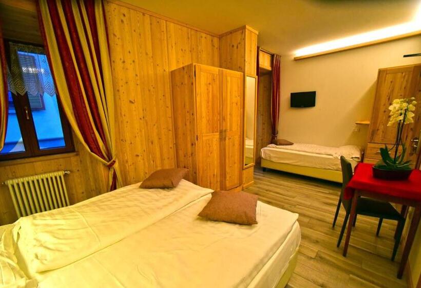 Номер Стандарт Трехместный, Albergo Stelvio