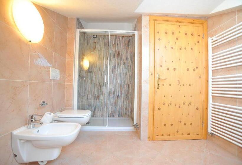 带2个卧室的公寓, Albergo Stelvio