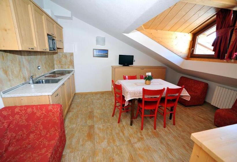 Апартаменты 2 Спальни, Albergo Stelvio