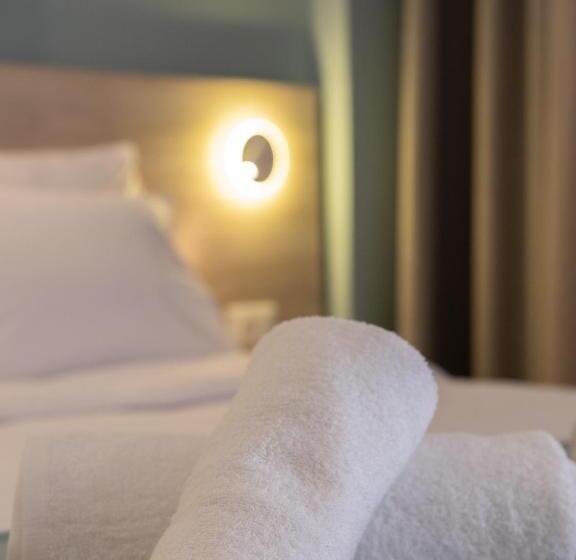 スタンダードトリプルルーム, Azul Eco