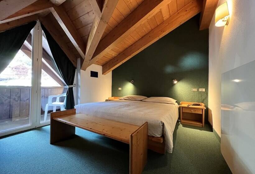 غرفة قياسية مطلة على الجبل, B&b Garni Villa Campitello