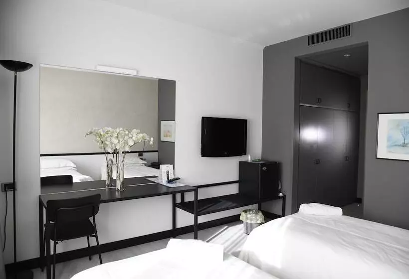 Classic Room, Brianteo Hotel And Restaurant