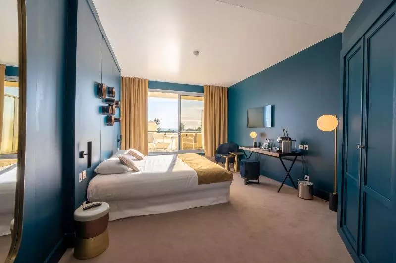 Comfort-huone, Casino Hôtel Des Palmiers