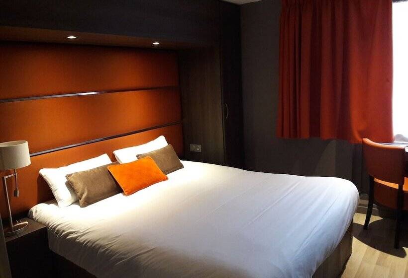 高级大房间, Crocus Caen Memorial