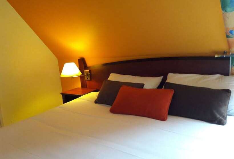 舒适三人间, Crocus Caen Memorial