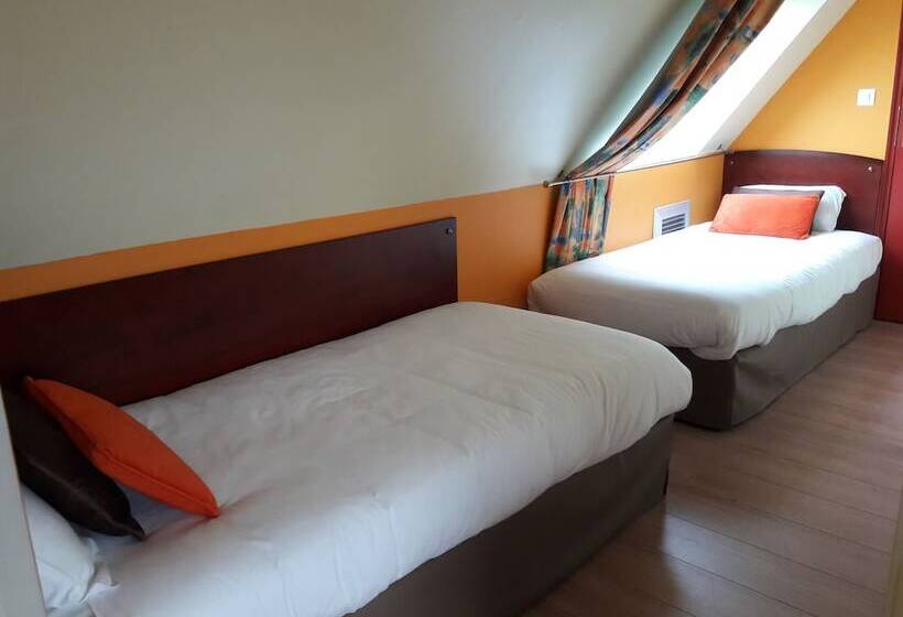 四人标准间, Crocus Caen Memorial