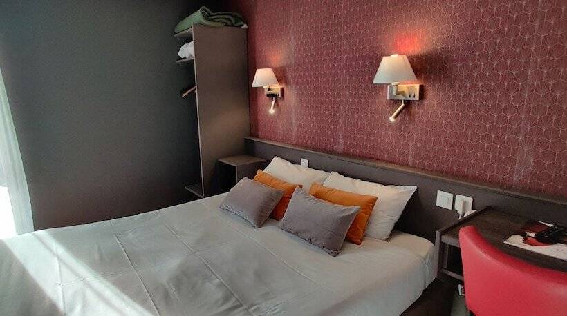 经济房, Crocus Caen Memorial