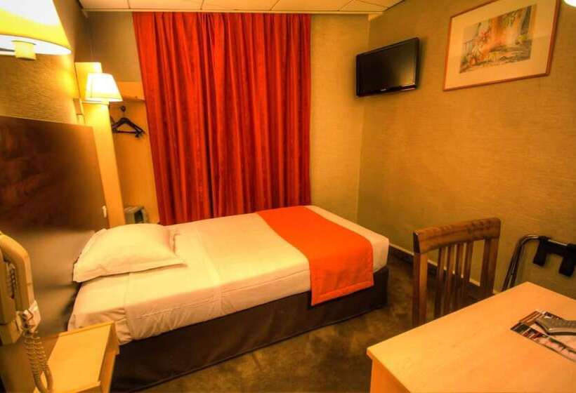 اتاق استاندارد یک نفره, Des Trois Gares