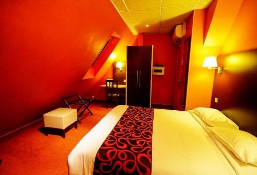 اتاق استاندارد, Des Trois Gares