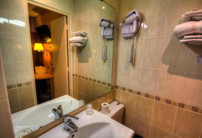 اتاق استاندارد یک نفره, Des Trois Gares