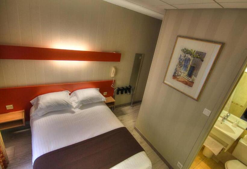 اتاق استاندارد یک نفره, Des Trois Gares