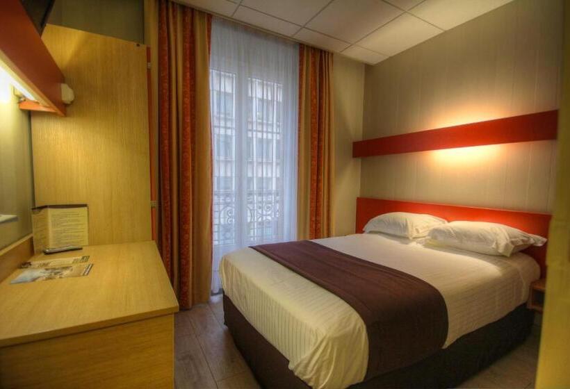 اتاق استاندارد یک نفره, Des Trois Gares