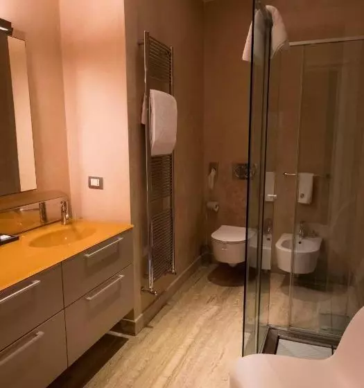سوییت جونیور, Escalus Luxury Suites Verona