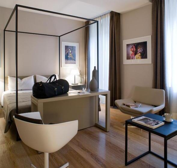 جناح جونيور, Escalus Luxury Suites Verona