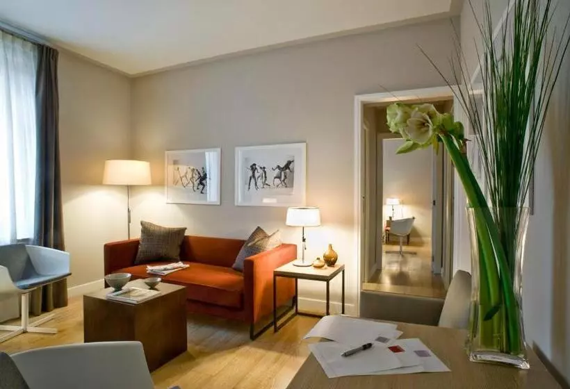 سوییت لوکس, Escalus Luxury Suites Verona