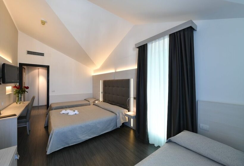 프리미엄 4인룸, Europa