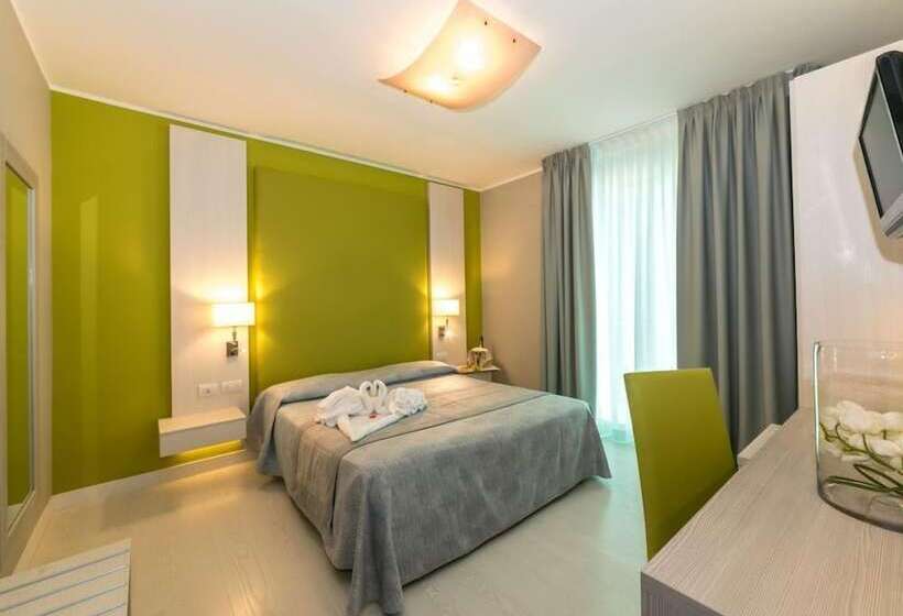 컴포트 룸, Europa