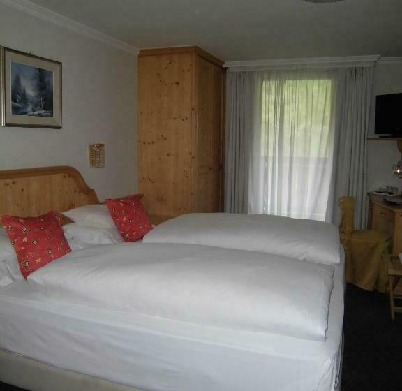 غرفة قياسية, Evaldo