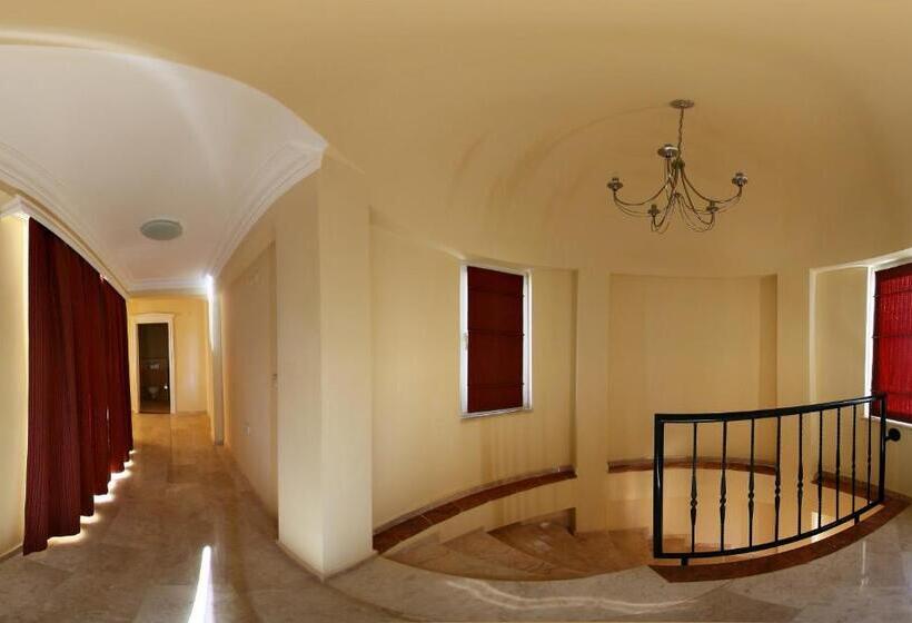 침실 2개 빌라, Goldcity