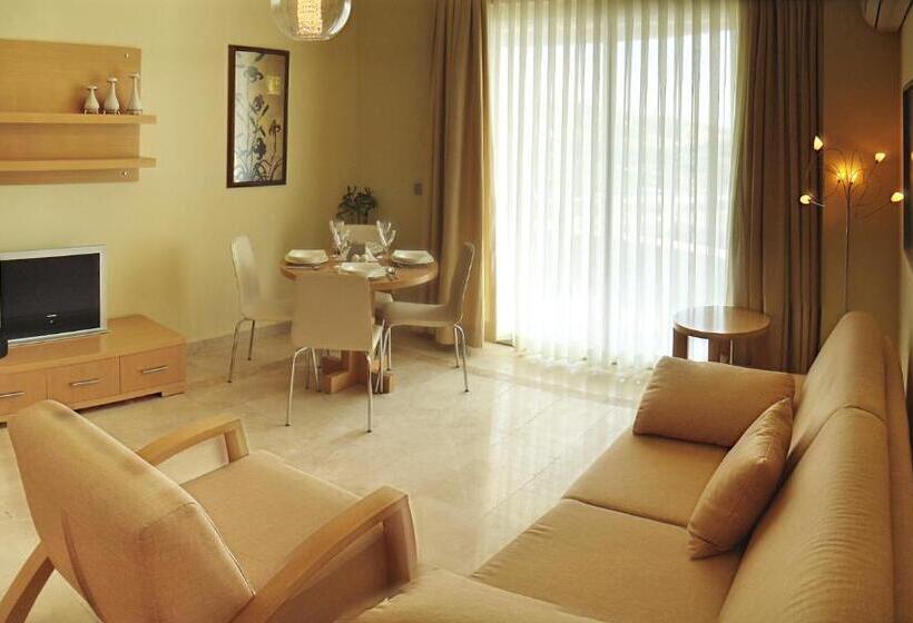 침실 3개 아파트, Goldcity