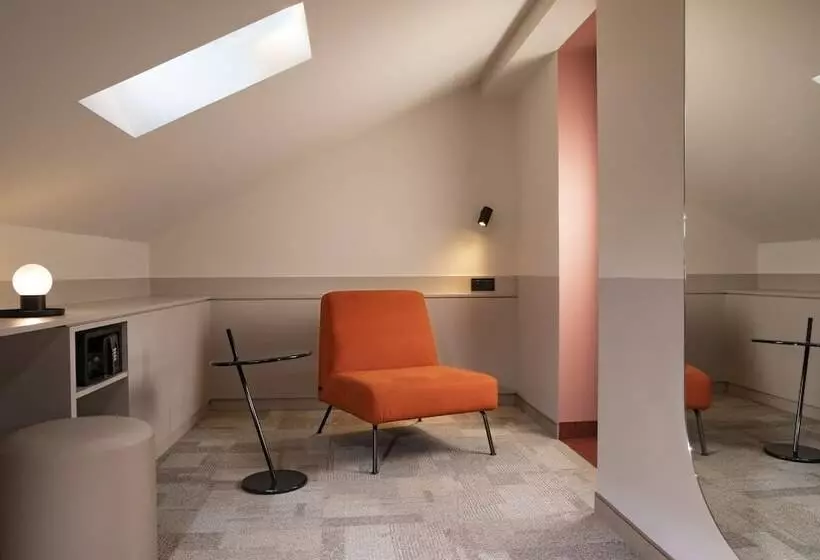 Executive-huone, Gutenberg
