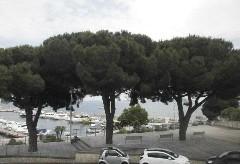 חדר סטנדרט נוף לים, Le Richiardi