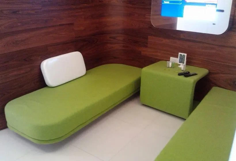 Suite, I-Suite