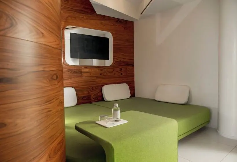 Suite, I-Suite