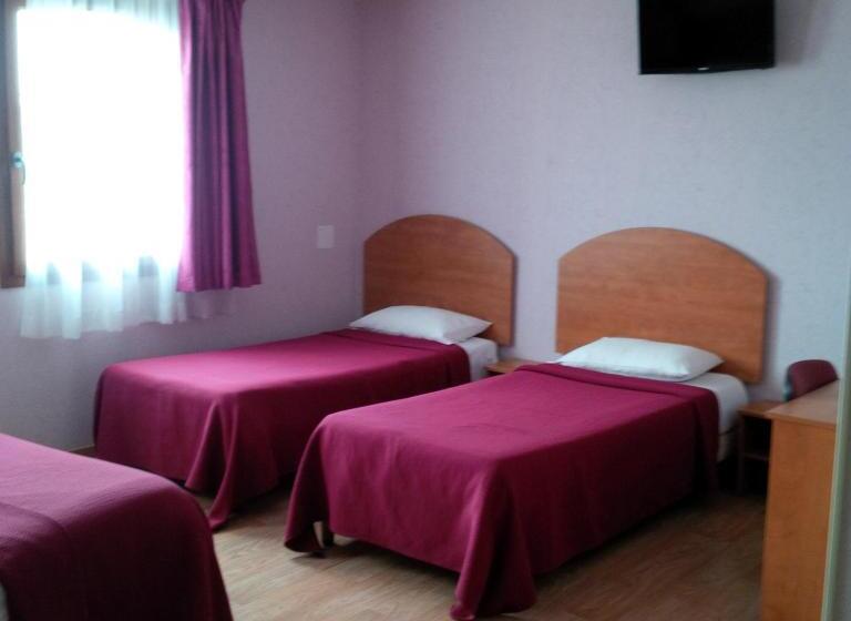 四人标准间, Prim Hotel Reims